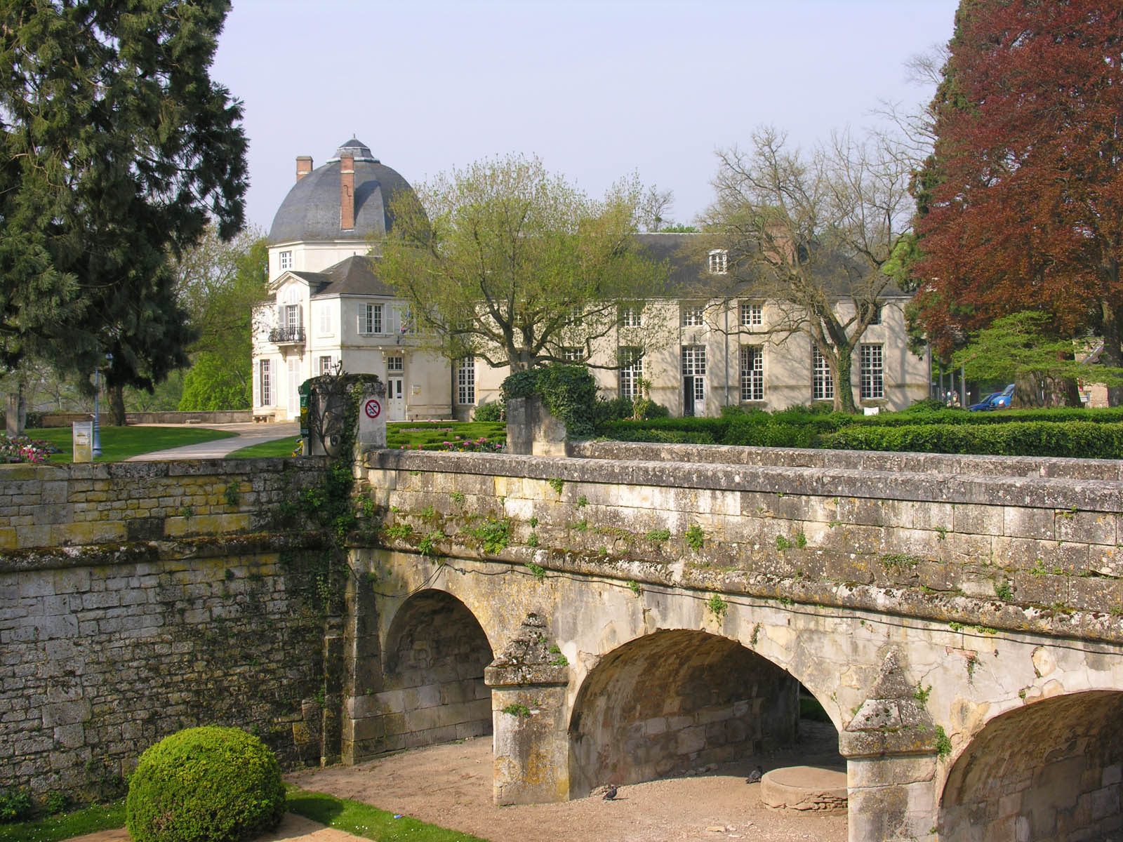 Châteauneuf-sur-Loire